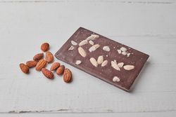 KetoMix 70% HORKÁ čokoláda s mandľami